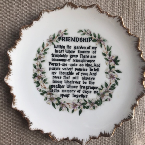 Vintage Norcrest Japan Friendship Plate Floral , with gold trim. - Picture 6 of 6